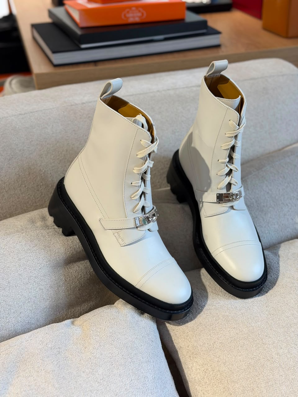 Hermès