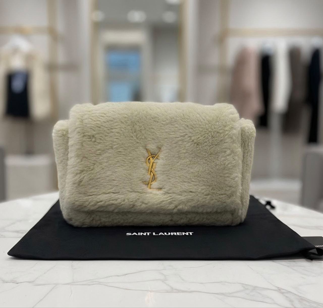 Saint Laurent