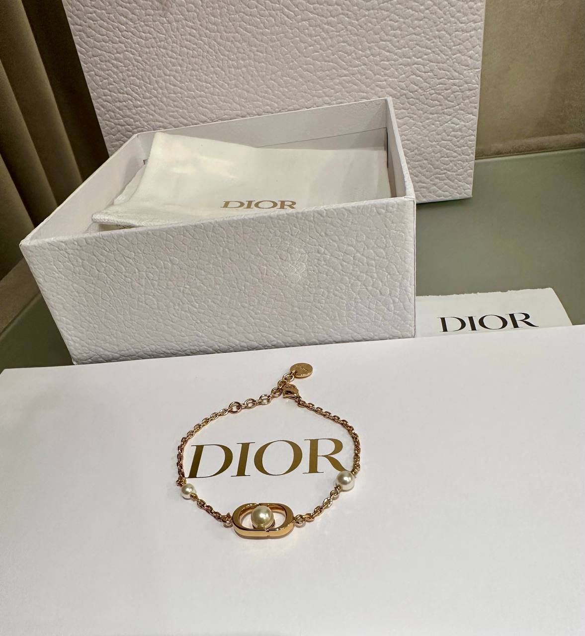 Dior
