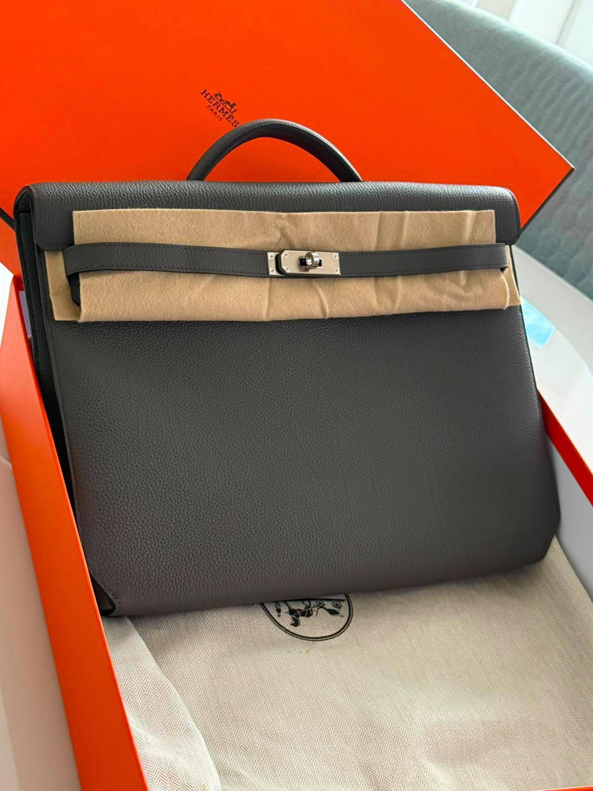 Hermès