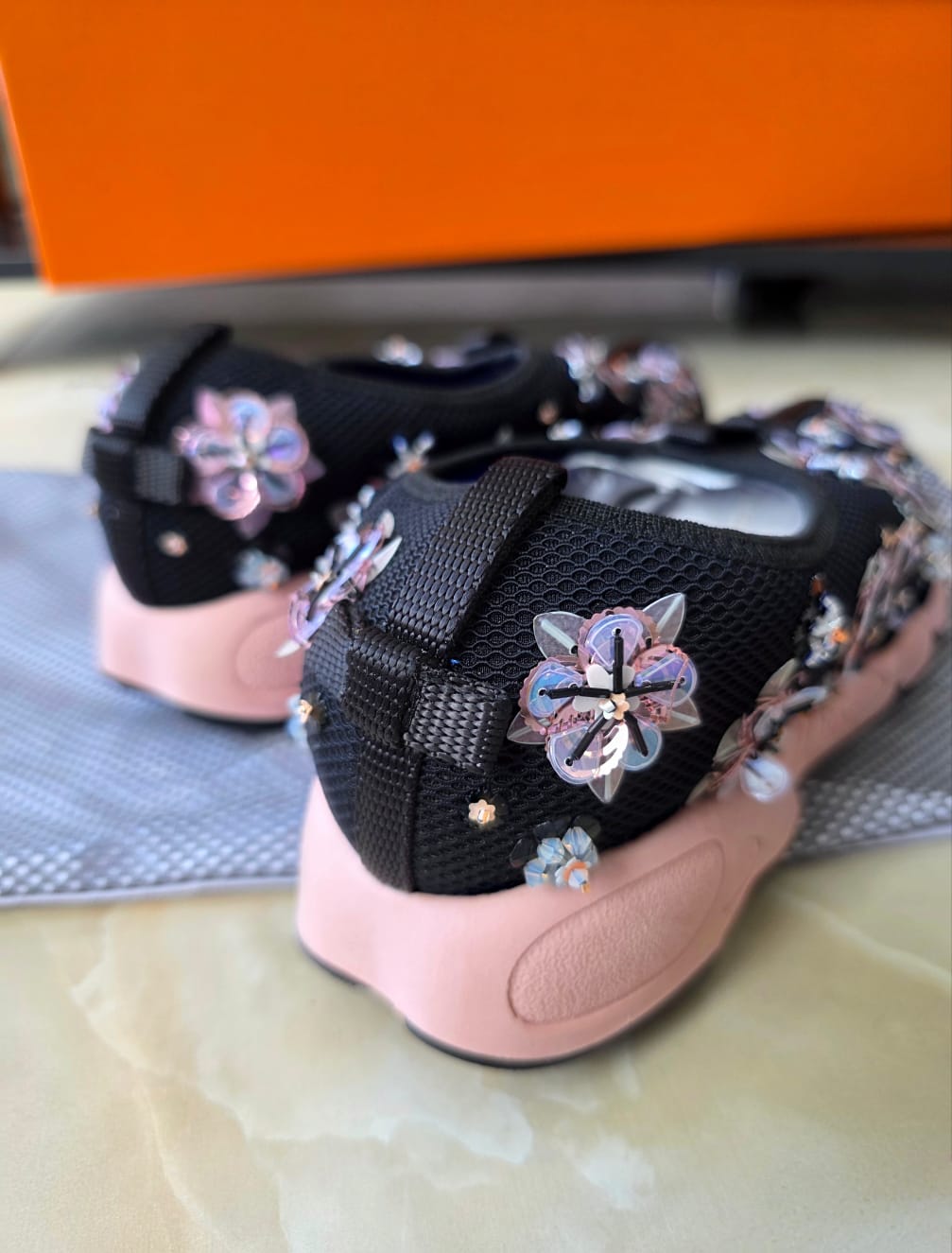 Dior