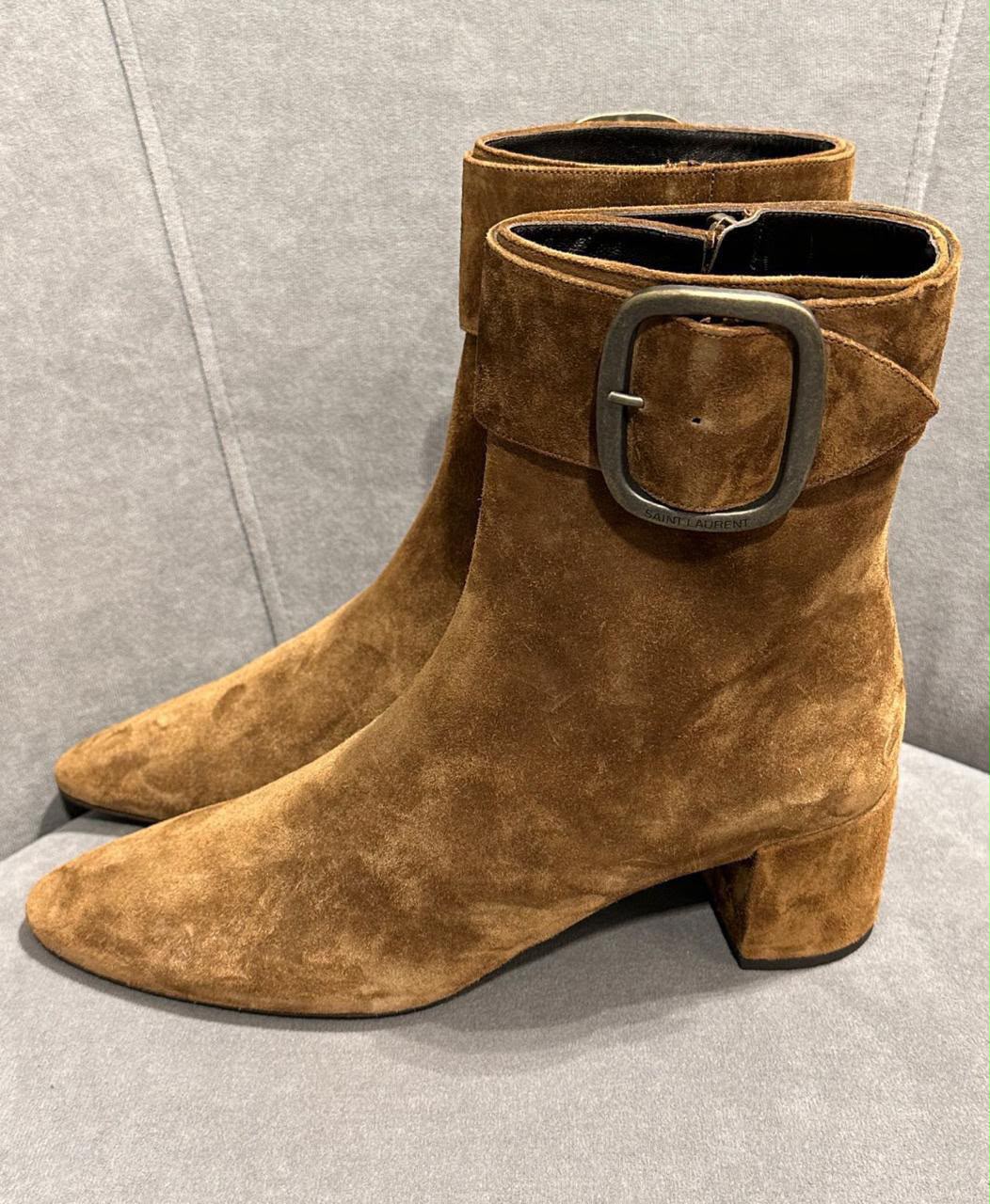 Saint Laurent
