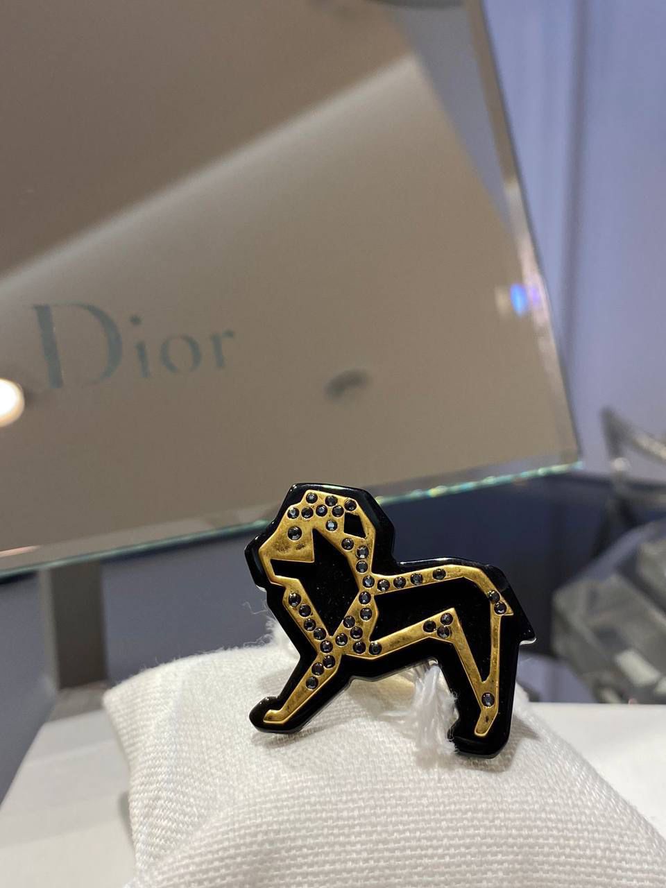Dior