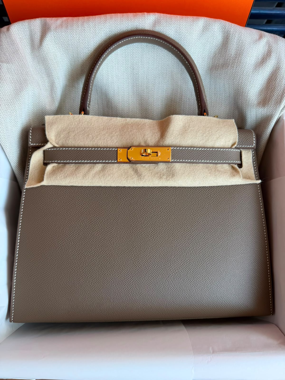 Hermès