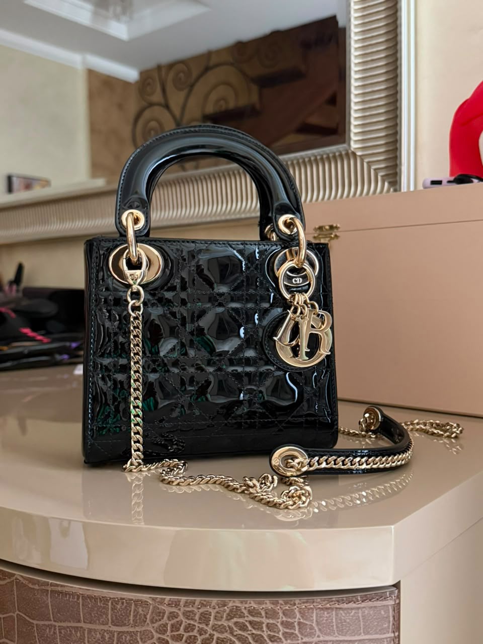 Dior