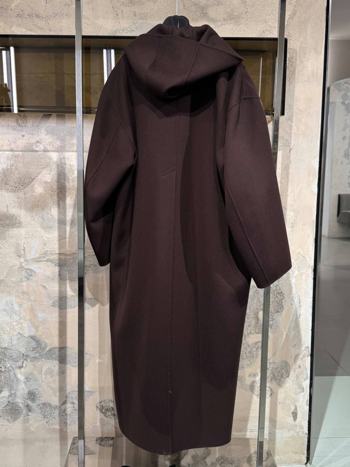 Max Mara