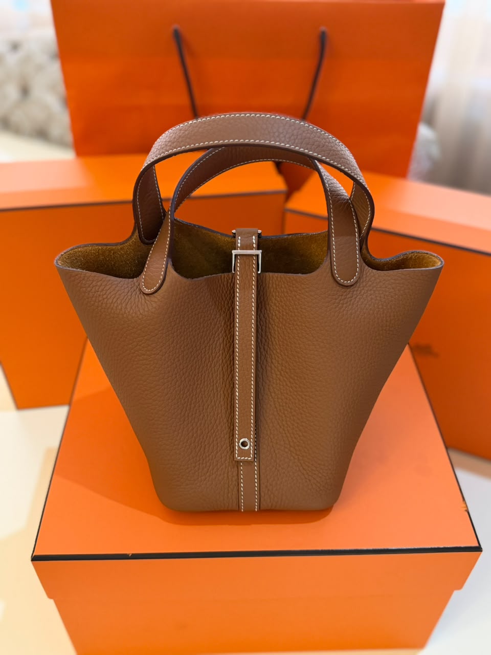 Hermès