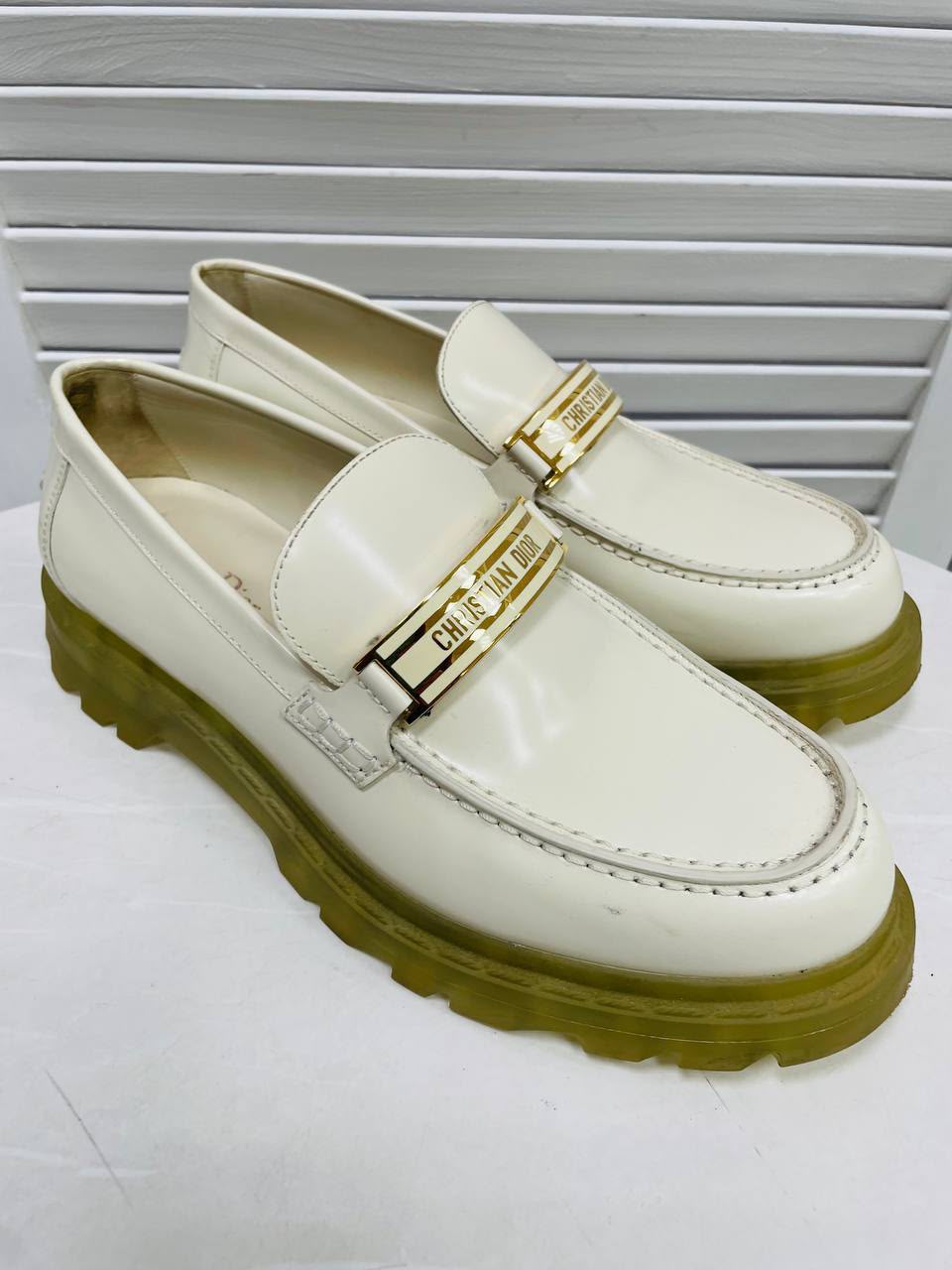 Dior