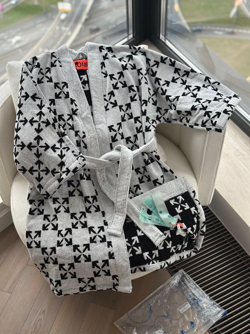 Off-White