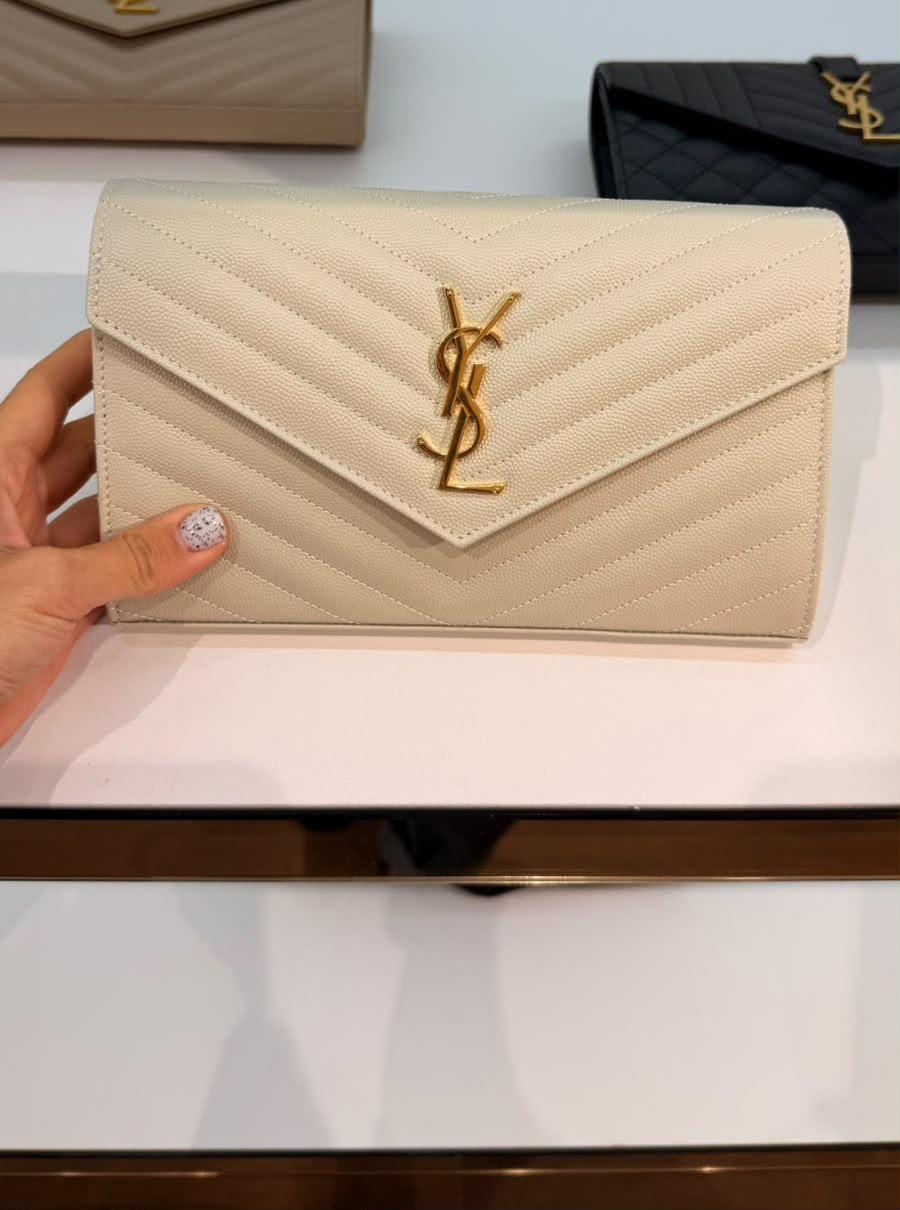 Saint Laurent