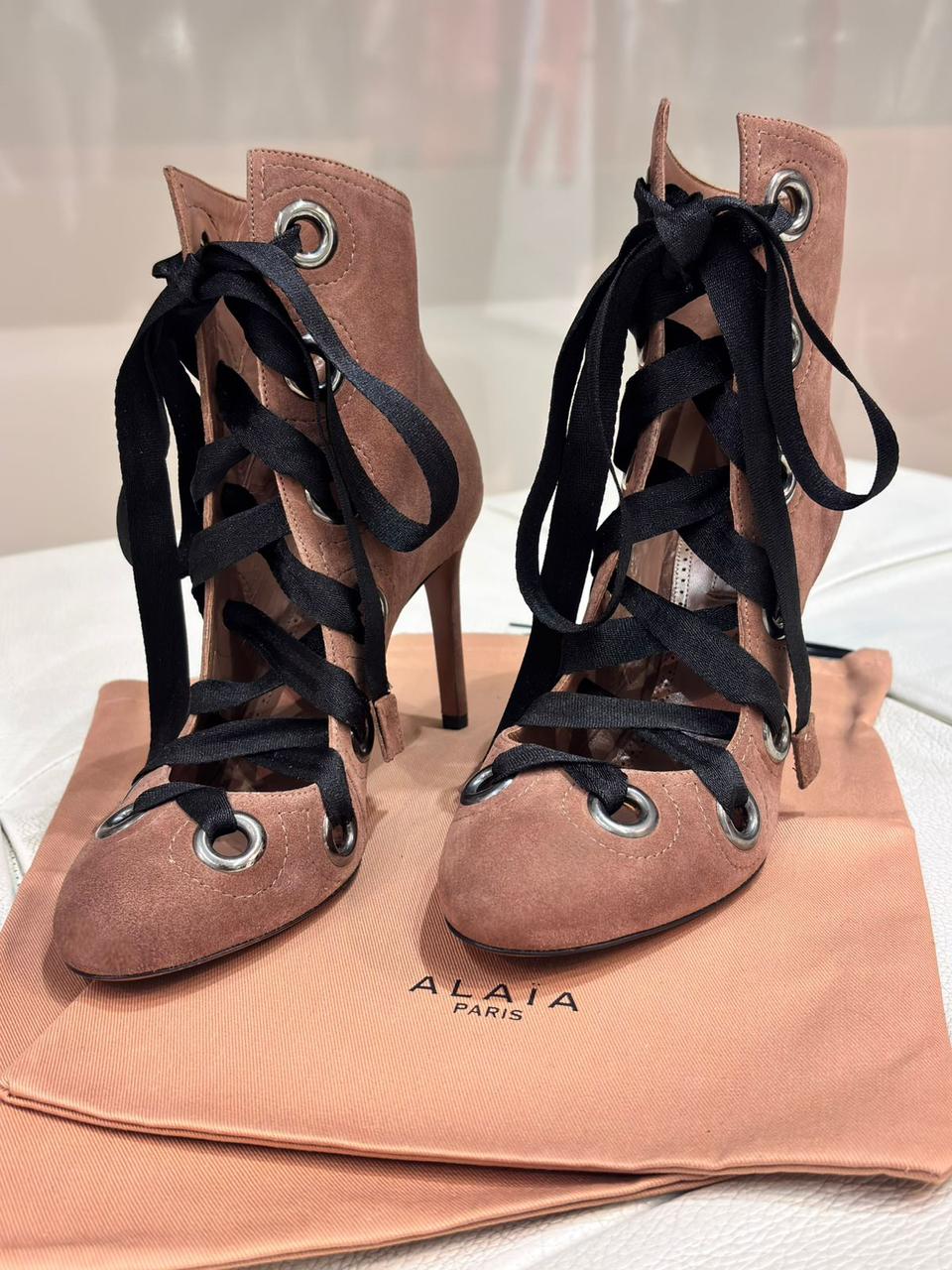 Alaïa