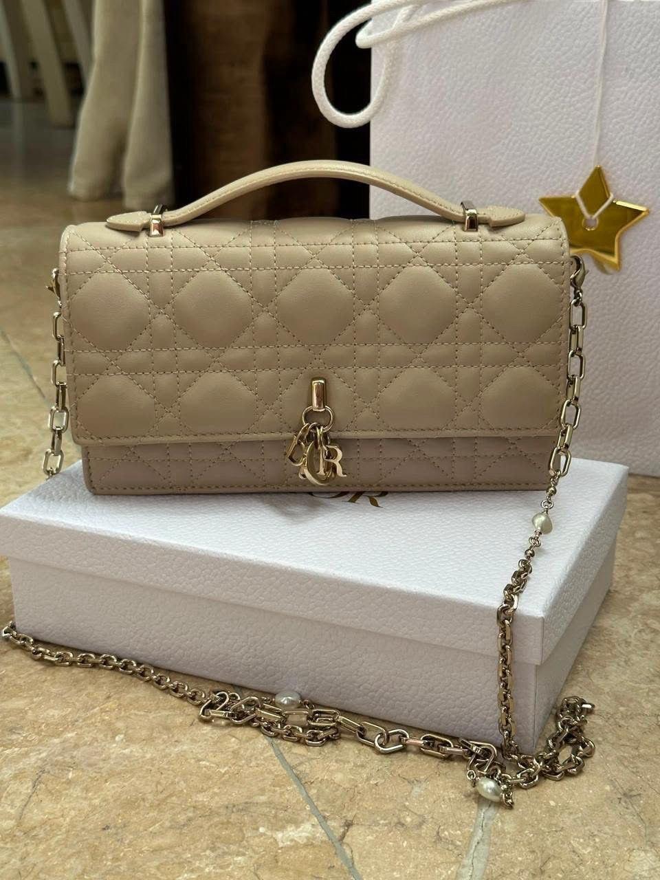Dior