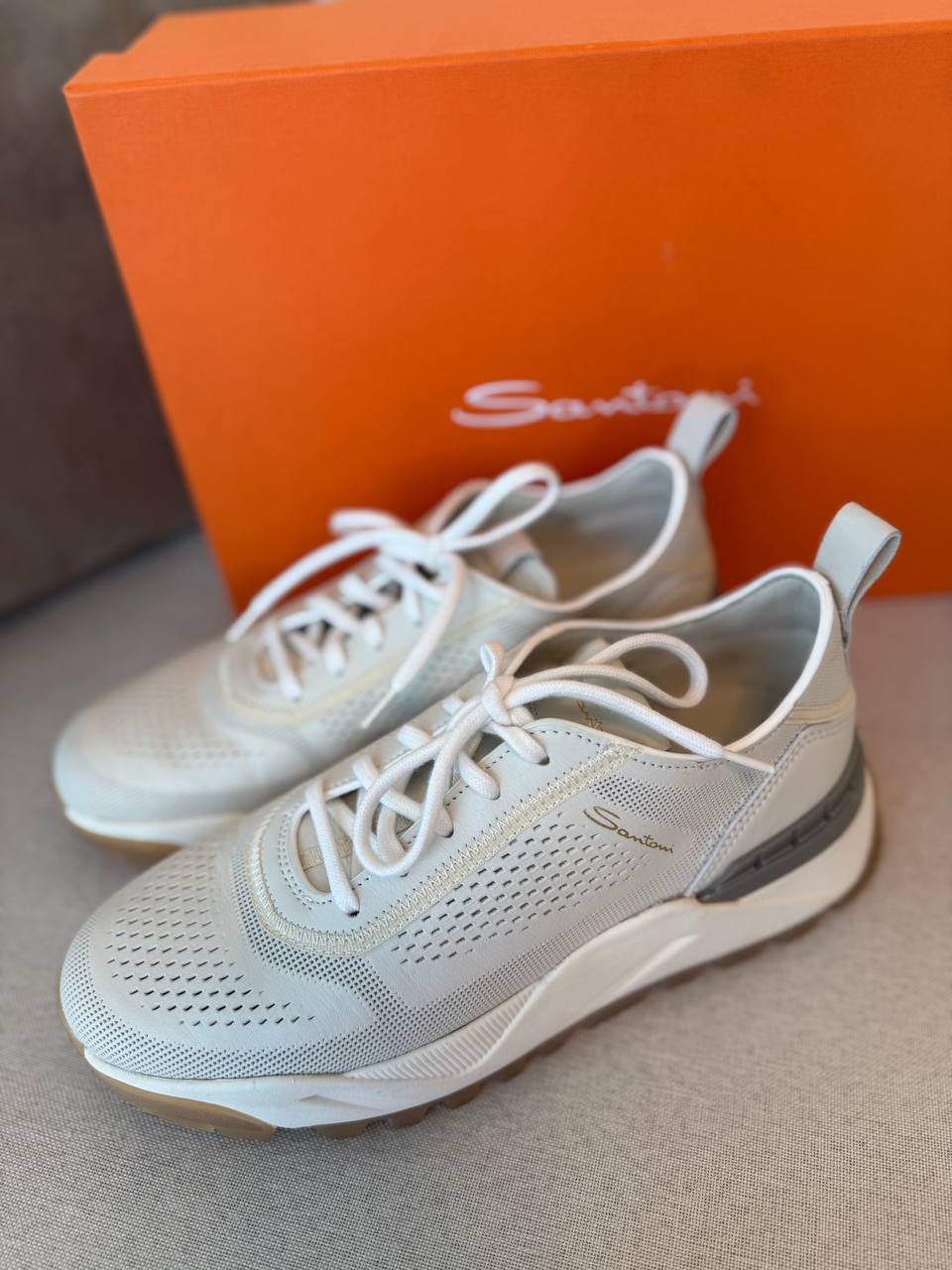 Santoni