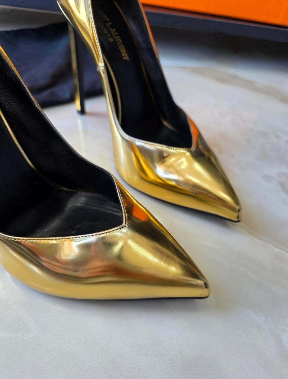 Saint Laurent