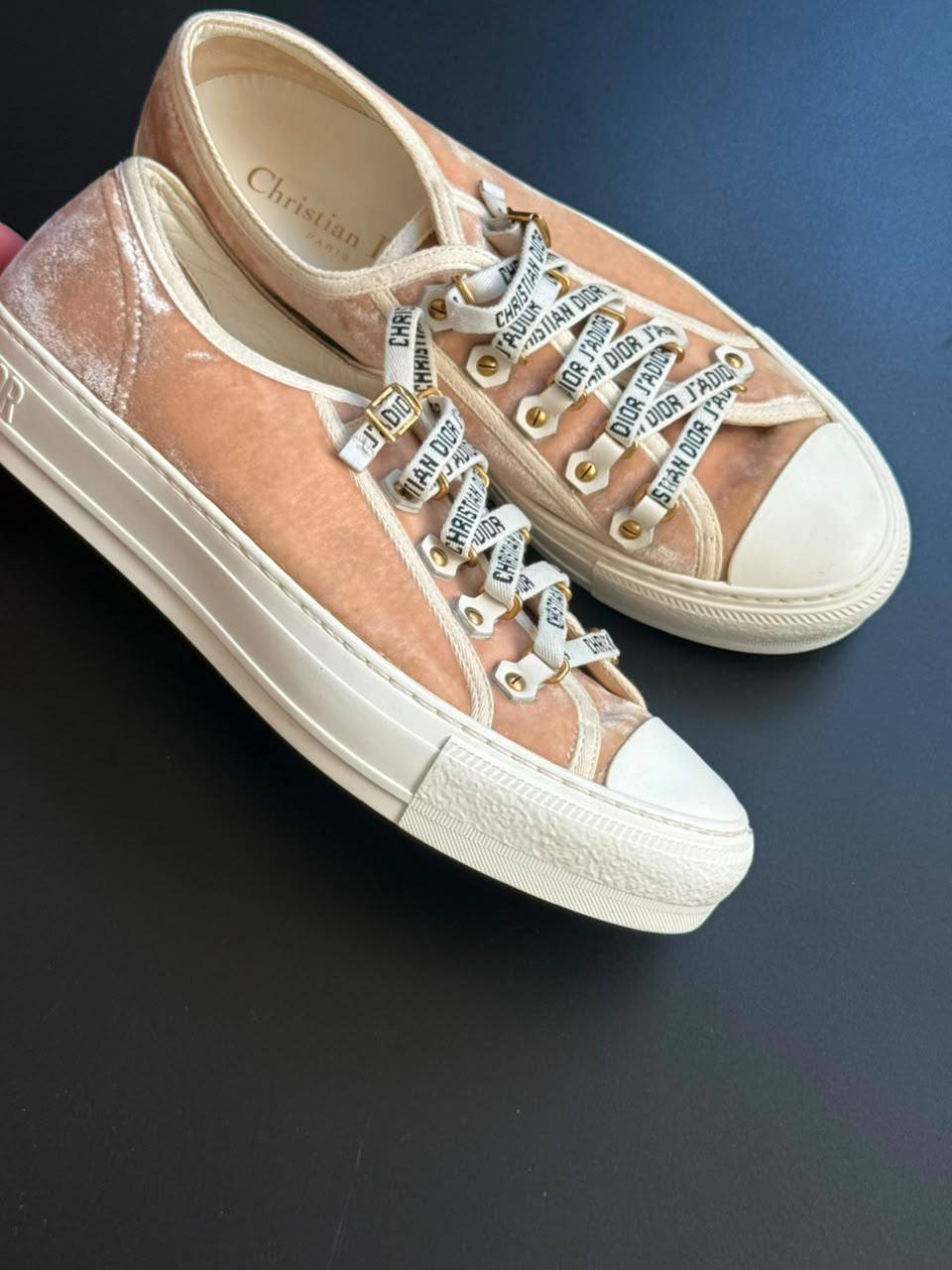 Dior