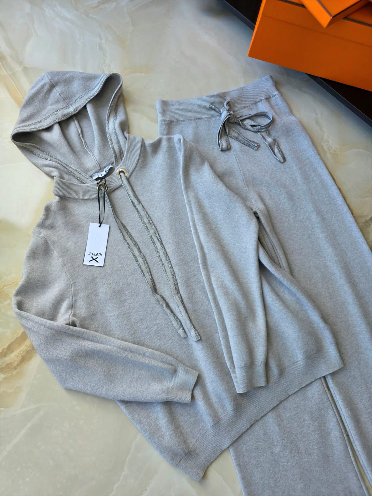 J.Clair