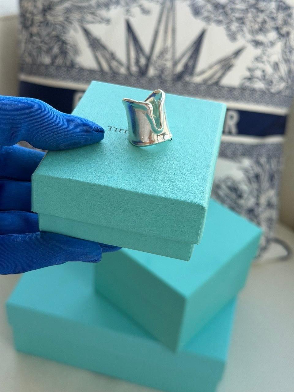 Tiffany & Co.